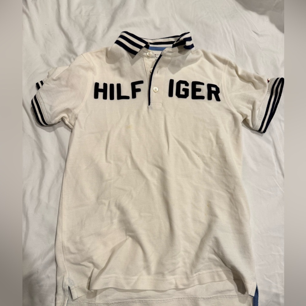 Hilfiger white polo boys size 8-10 - medium